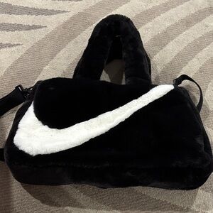 Nike Women's Black and White Faux Fur Shoulder Bag
